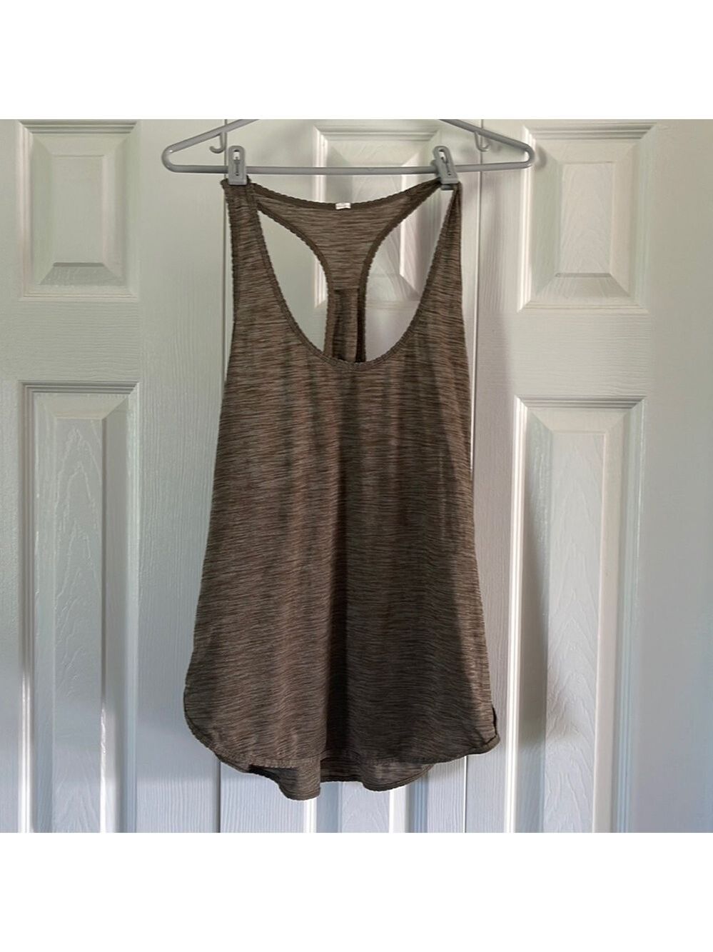 Lululemon Racer Back Tank Top 17 inches pit to pit🥰🥰